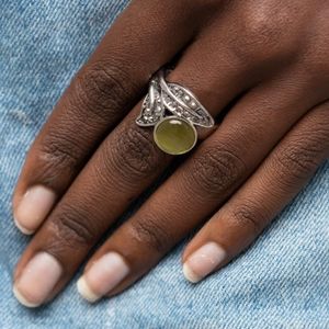 Hematite Cats Eye Leaf Ring